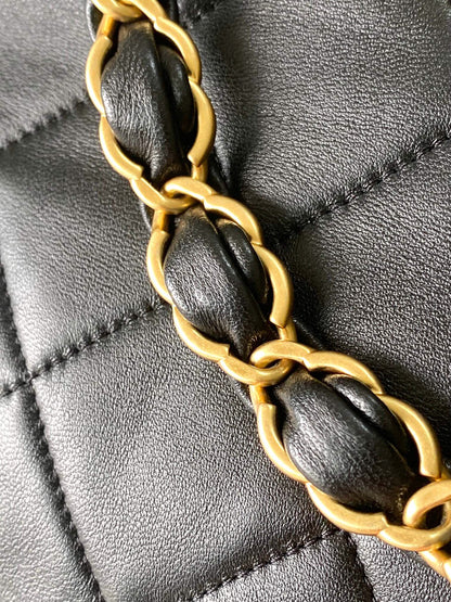 24 Folding hobo underarm bag