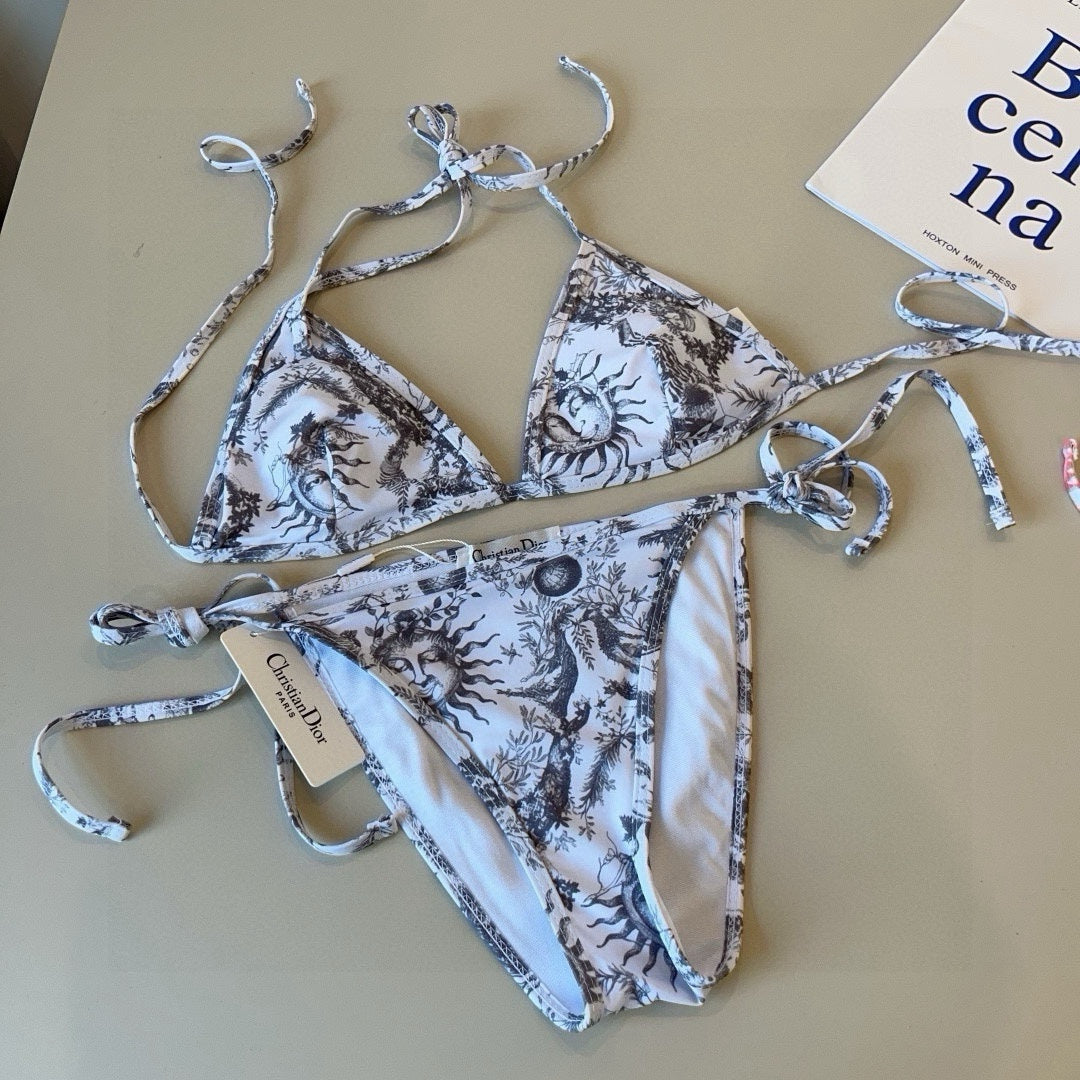 25 New Animal Print One-Piece Swimsuits for Summer