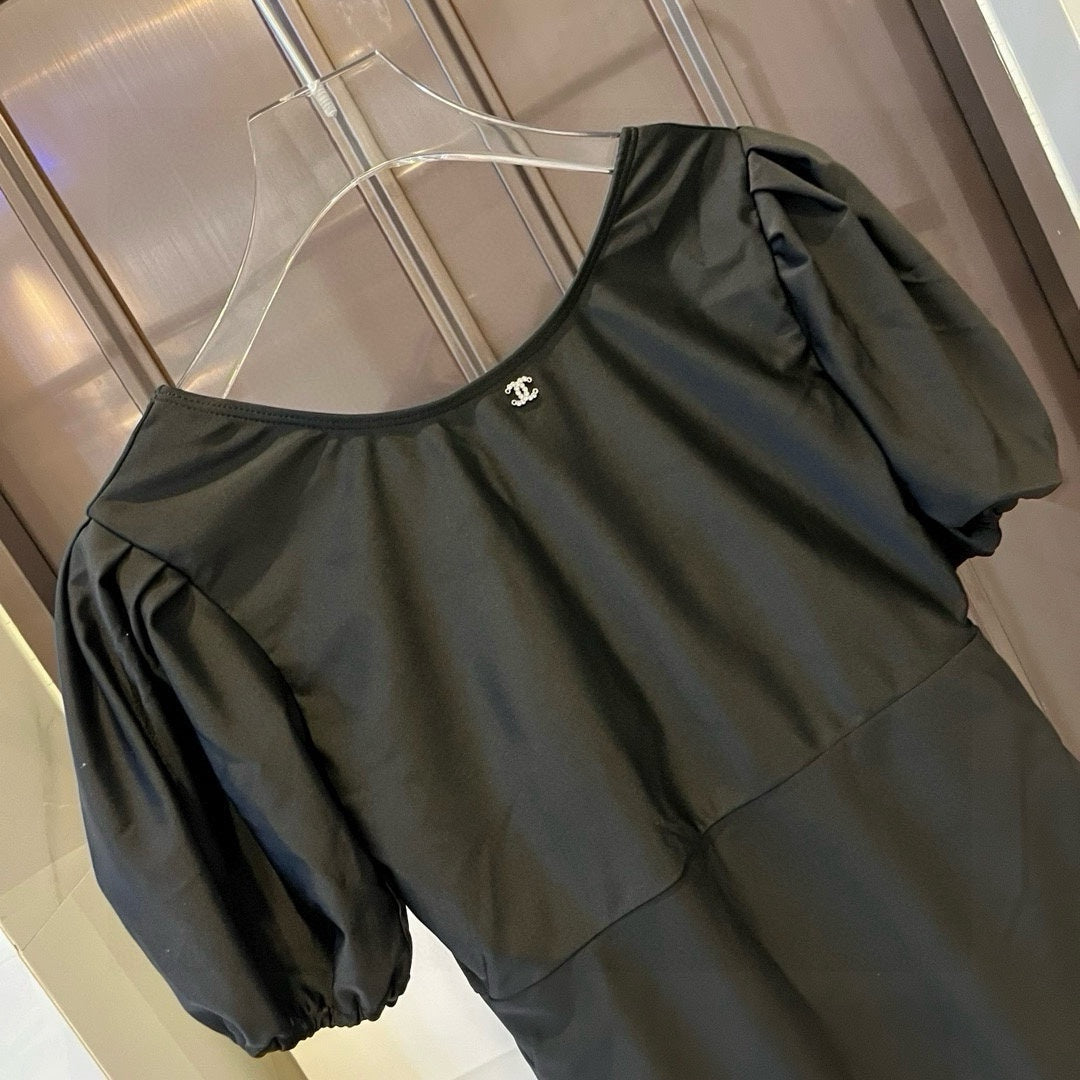 25Latest Beach One-Piece Swimsuits for Summer