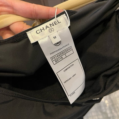 25Latest Beach One-Piece Swimsuits for Summer