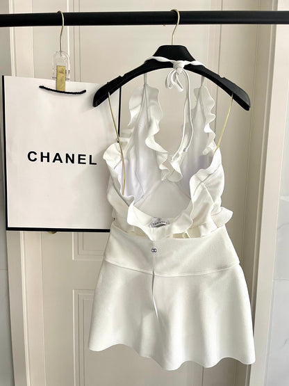 25 Summer new temperament swimsuit + skirt