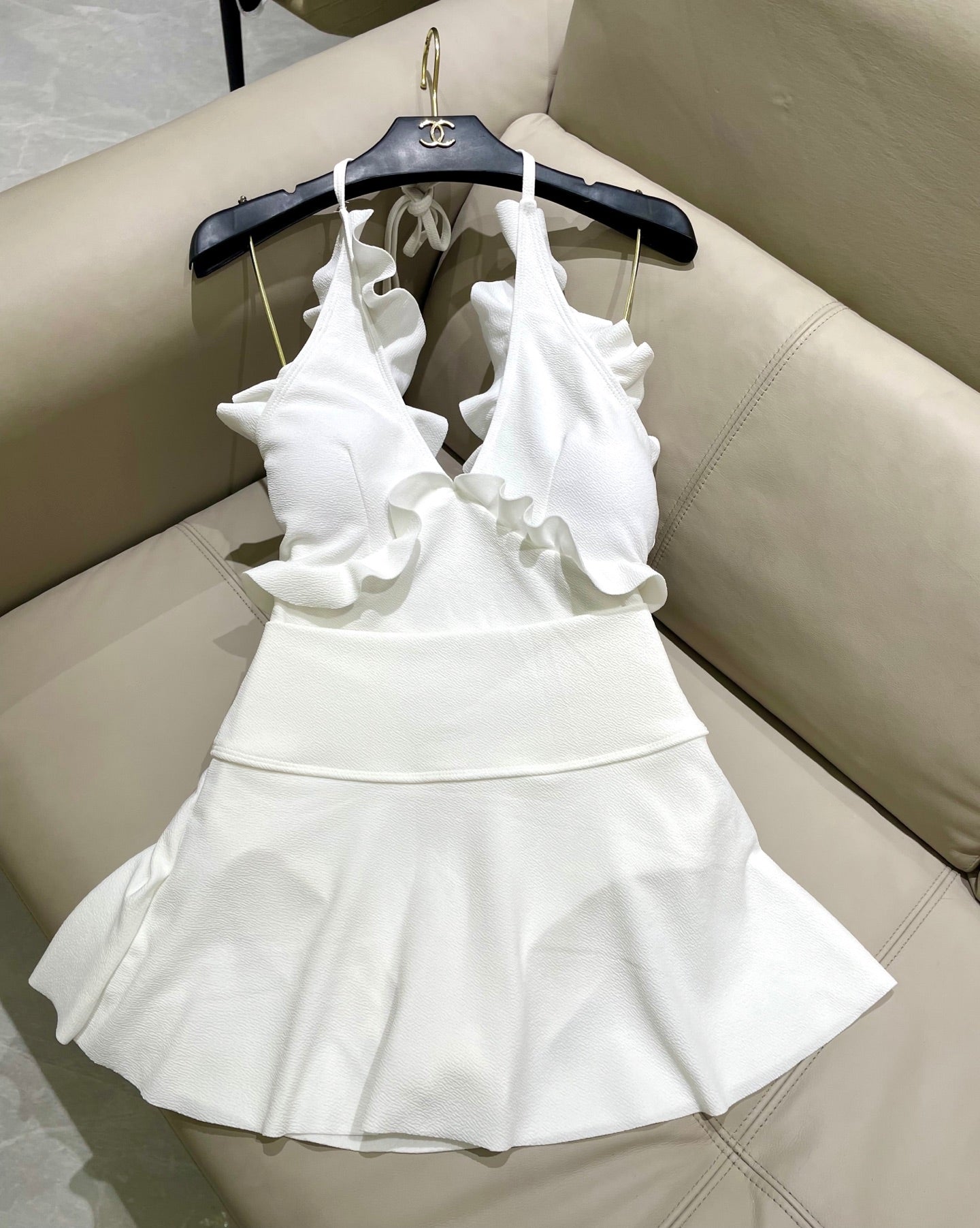 25 Summer new temperament swimsuit + skirt