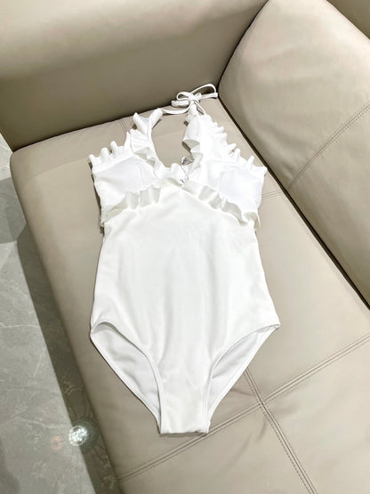 25 Summer new temperament swimsuit + skirt