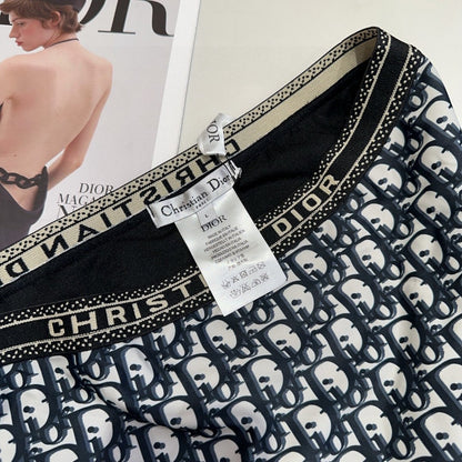 25 Athletic Zip Tank + Shorts Set