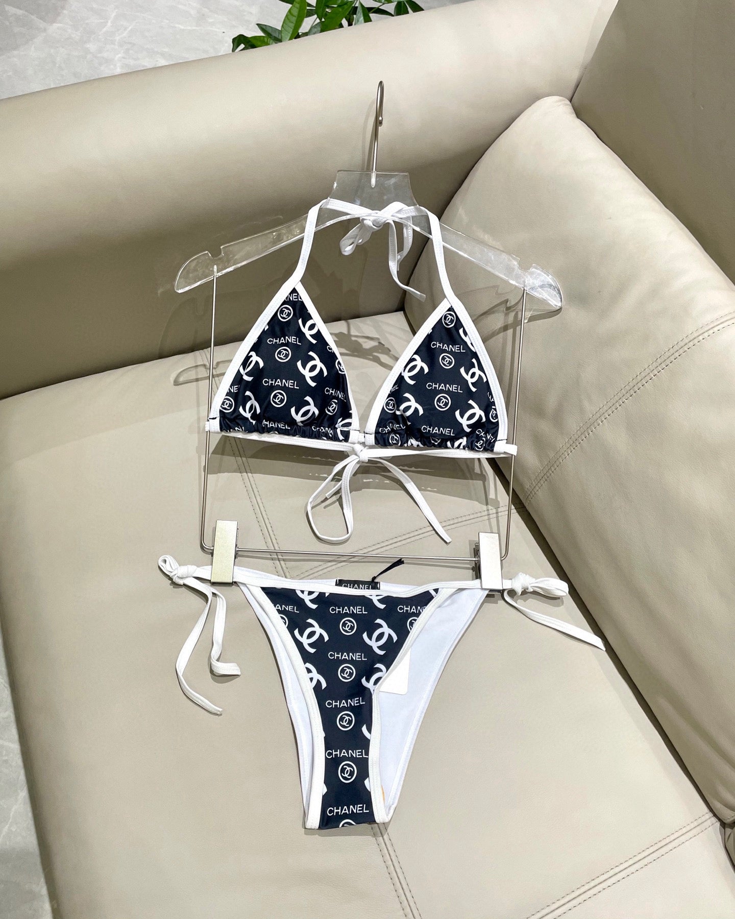25 New style printed swimsuit