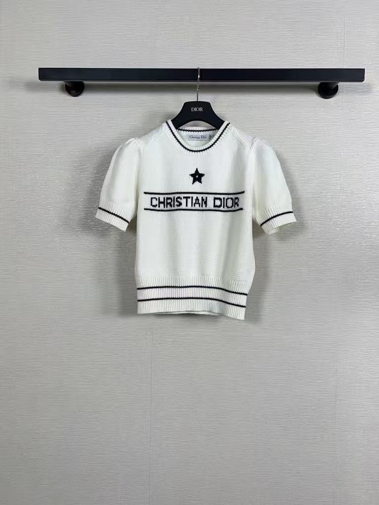 25 Star Letters Knitted Short Sleeves