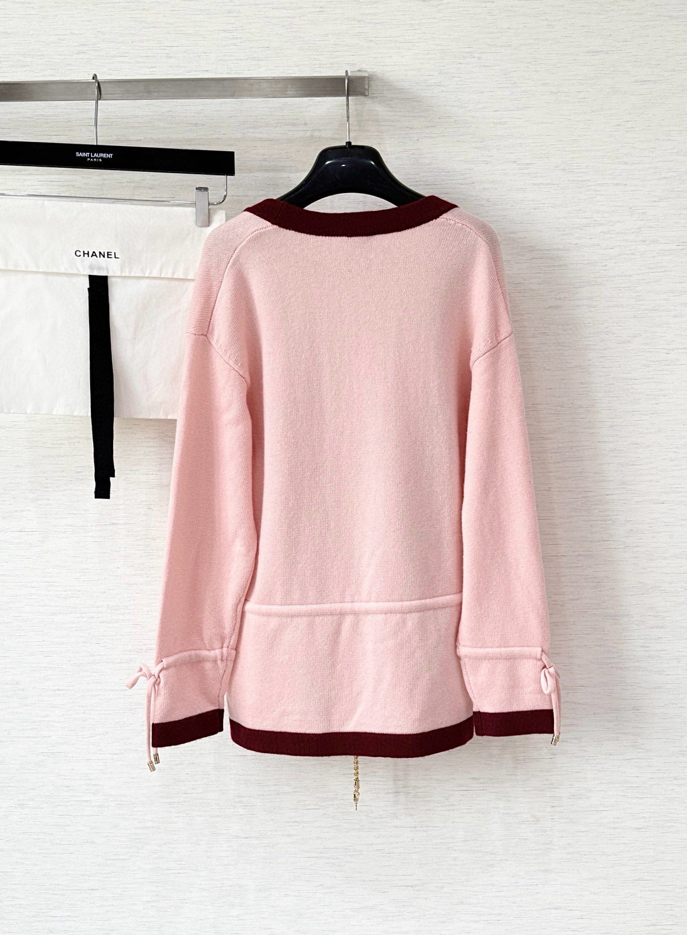 Pure wool cardigan with custom color and dyeing, contrasting color splicing, drawstring