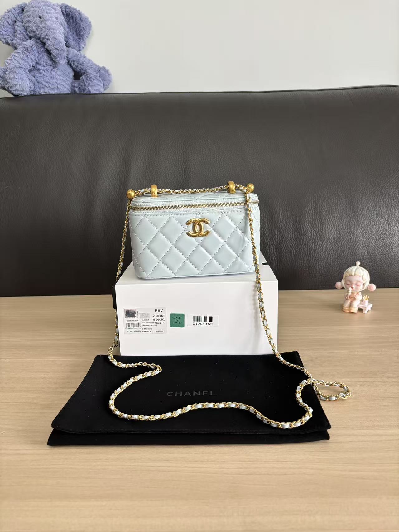 25 new chain cosmetic bag with mirror