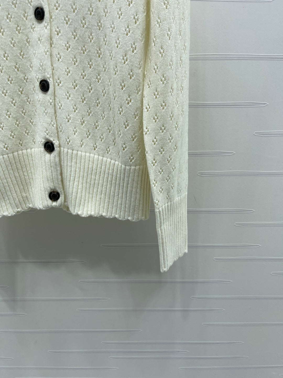 2025 Early Autumn New Floral Hollow Round Neck Long Sleeve Cardigan