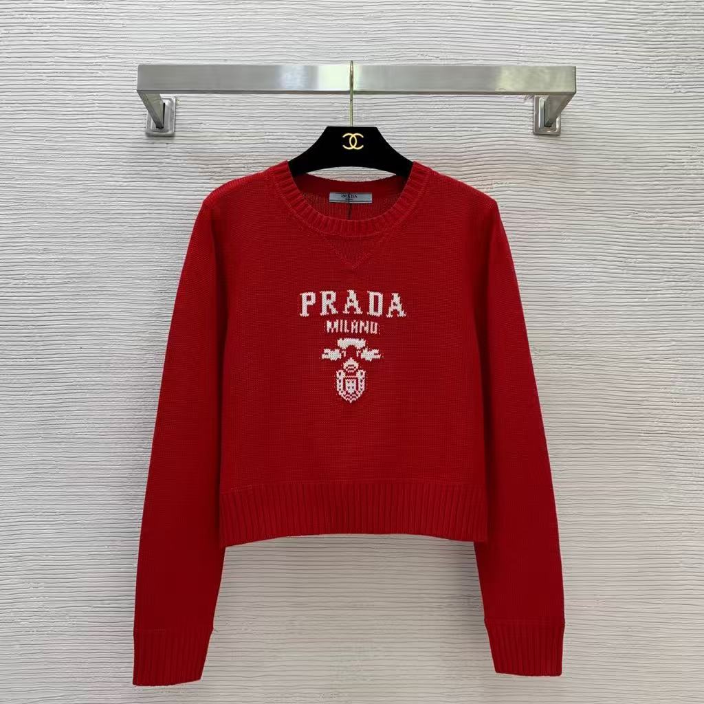 25fw Chest logo sweater