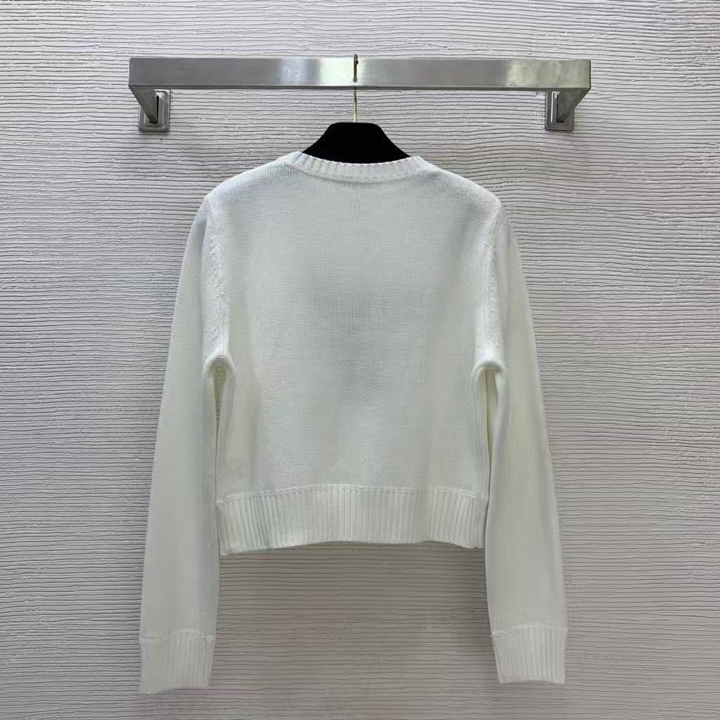 25fw Chest logo sweater