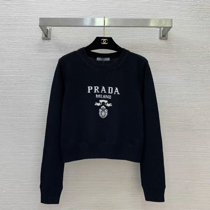 25fw Chest logo sweater