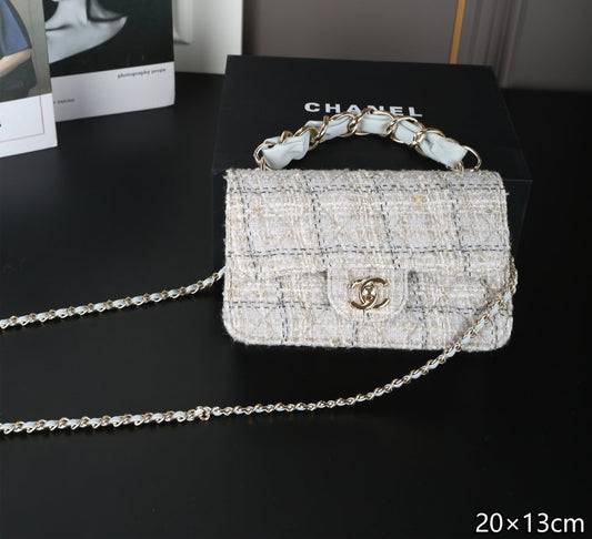 25 new mini woven tweed chain handbag