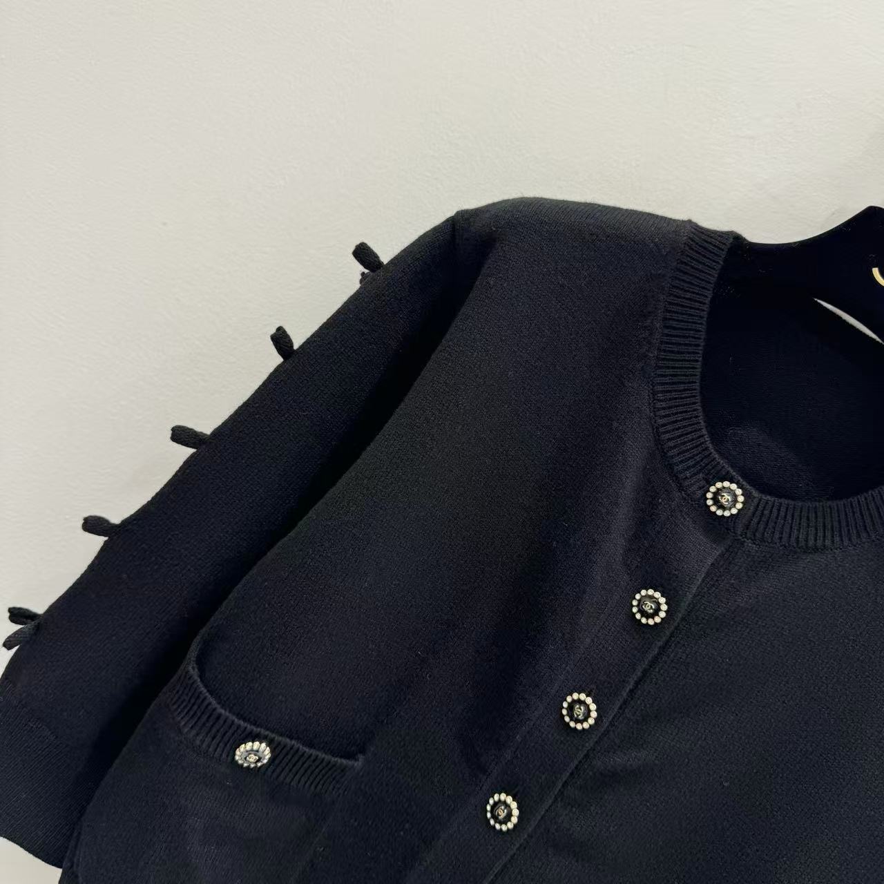 25 Bow decoration cashmere knitted cardigan