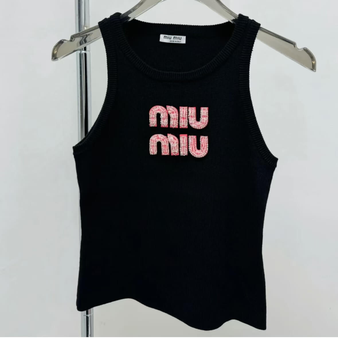 Casual Pink Diamond-Encrusted Vest