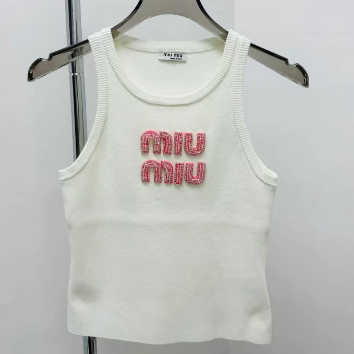 Casual Pink Diamond-Encrusted Vest