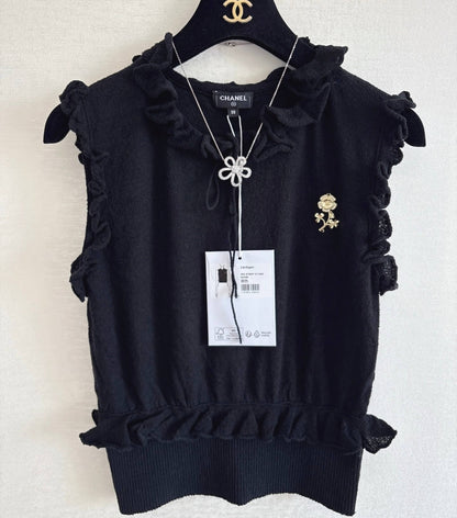 Ruffle-Trimmed Elegance Vest