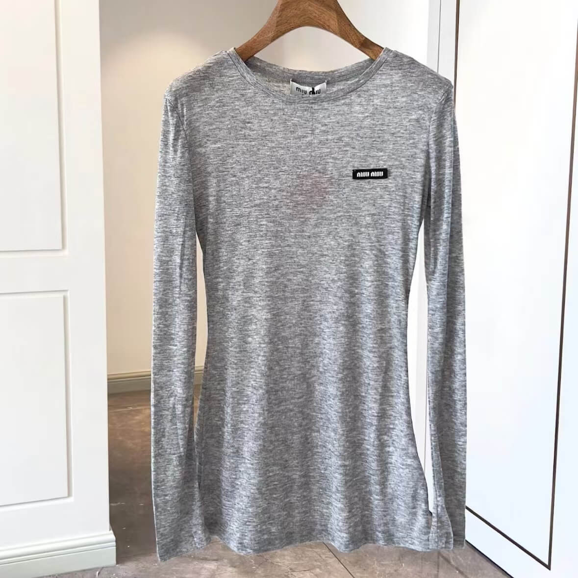 Classic Sheer Round Neck Sun Protection Long Sleeve Top