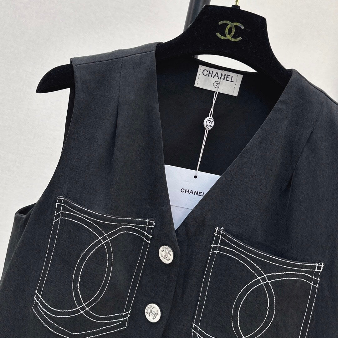 Chic Sleeveless Waistcoat – Premium & Trendy