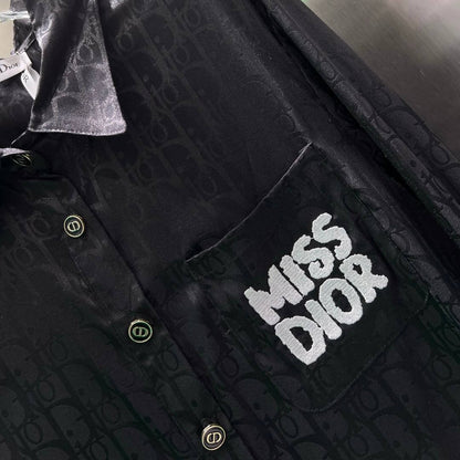 Fashionable Pearlescent Jacquard Fabric Letter Embroidery Shirt