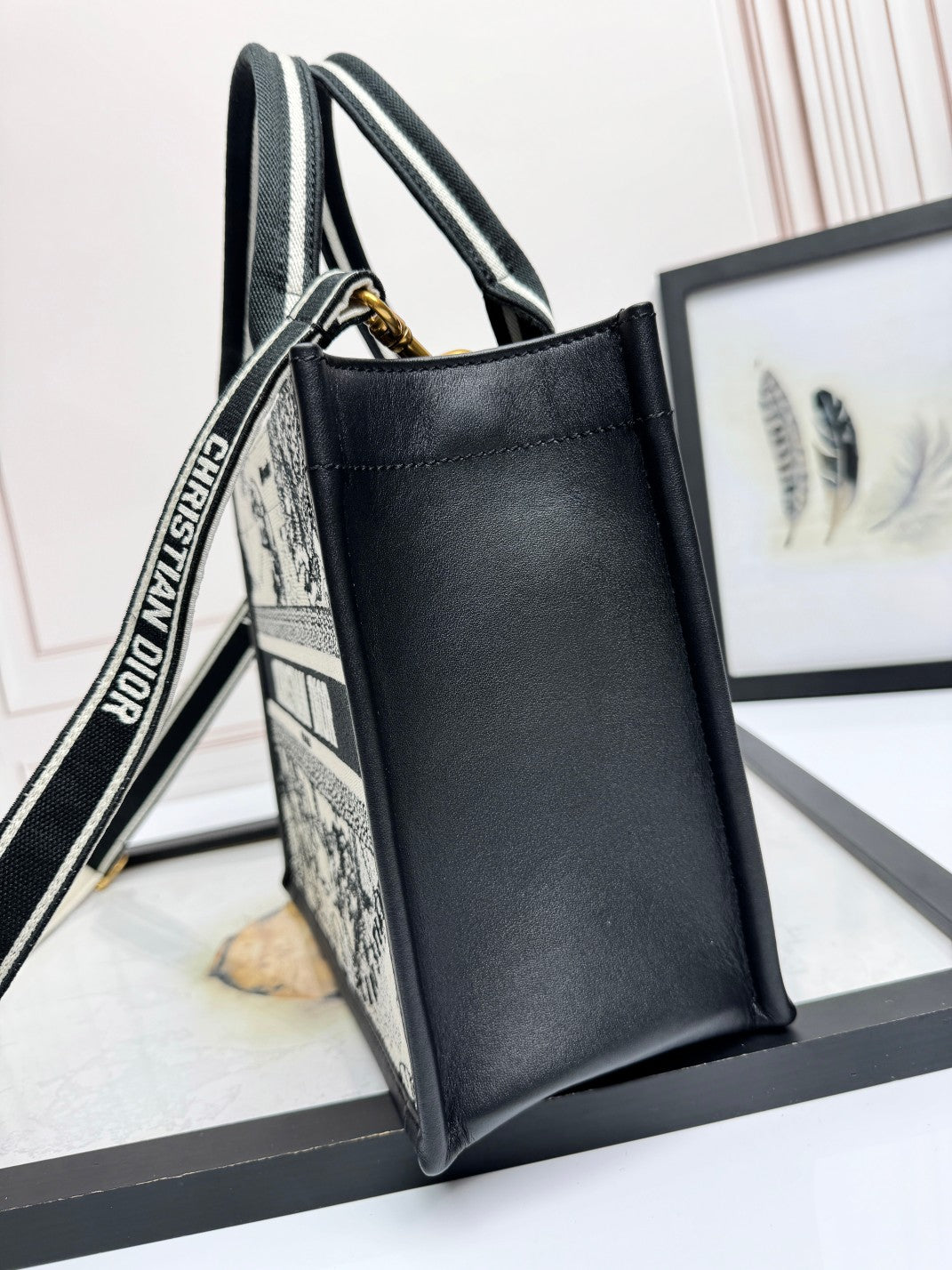 Embroidered Cowhide White Animal Small Crossbody Tote Bag