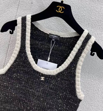 Minimalist Premium Textured Knit Vest