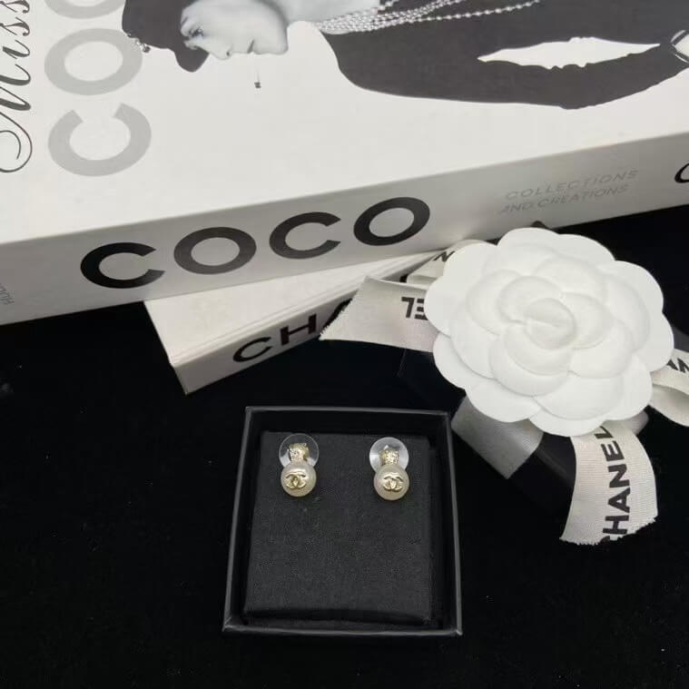 Delicate Mini Pearl Stud Earrings