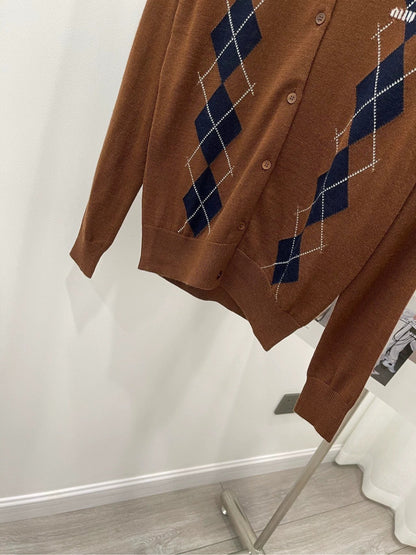 25ss coffee color diamond round neck long sleeve cardigan