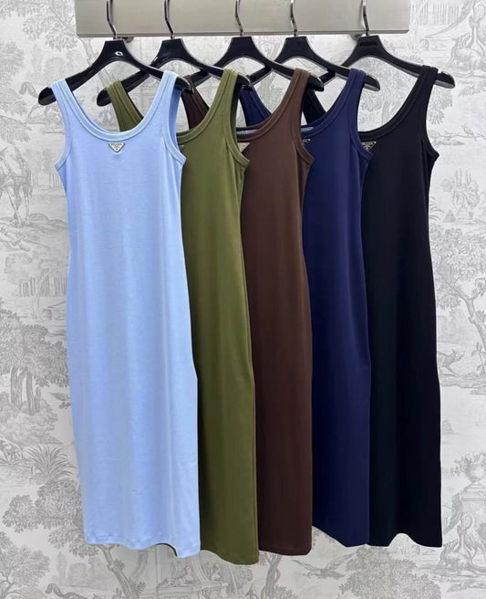 Classic Cropped Solid Color Vest Dress