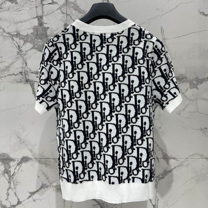 Bias-Color Jacquard Short Sleeve