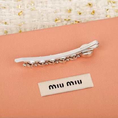 Fashionable Enamel & Diamond Hair Clip
