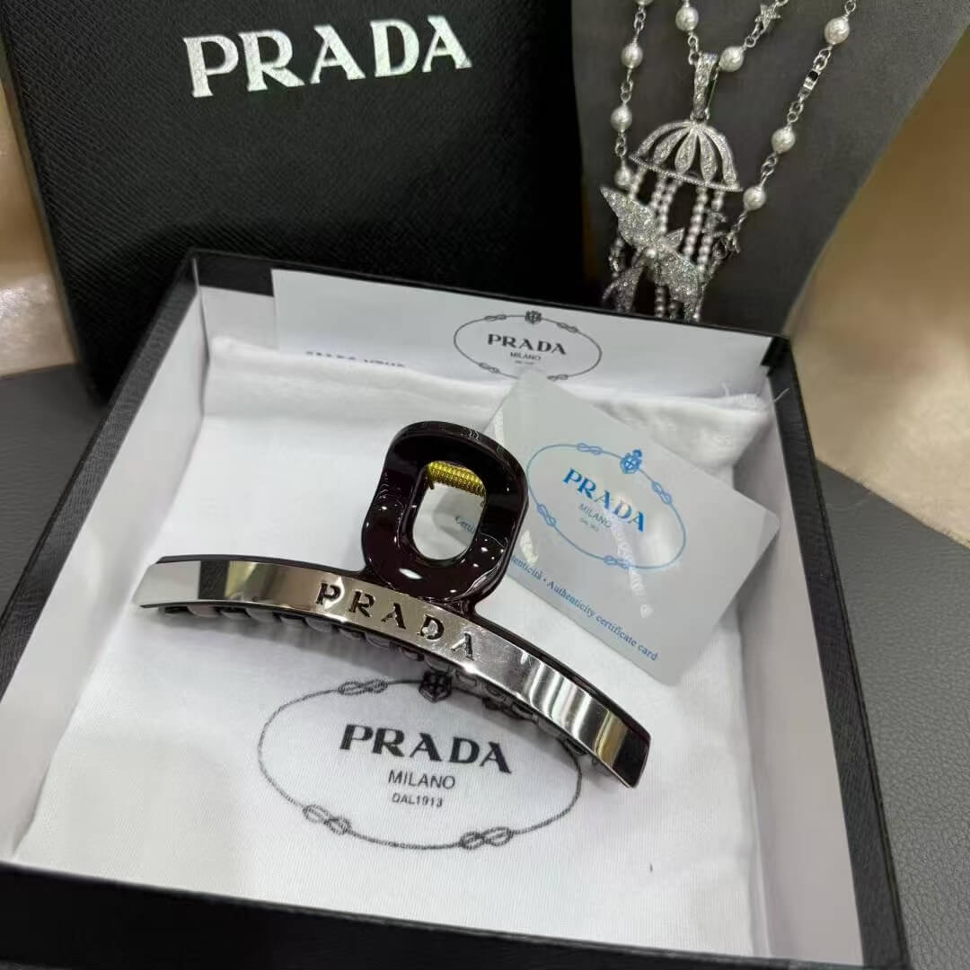 Classic Minimalist Letter Hair Claw Clip