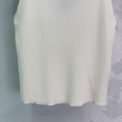 Classic Round-Neck Cut-Out Knit Vest