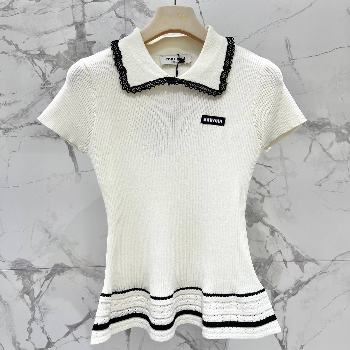 Sweet Color-Block Peter Pan Collar Knit Top