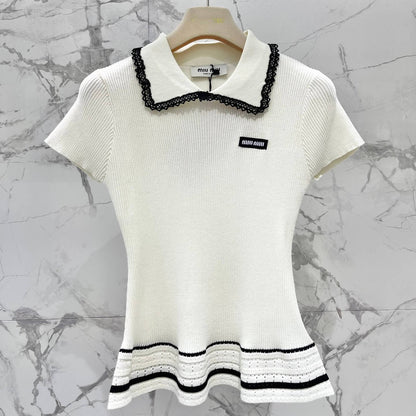 Sweet Color-Block Peter Pan Collar Knit Top