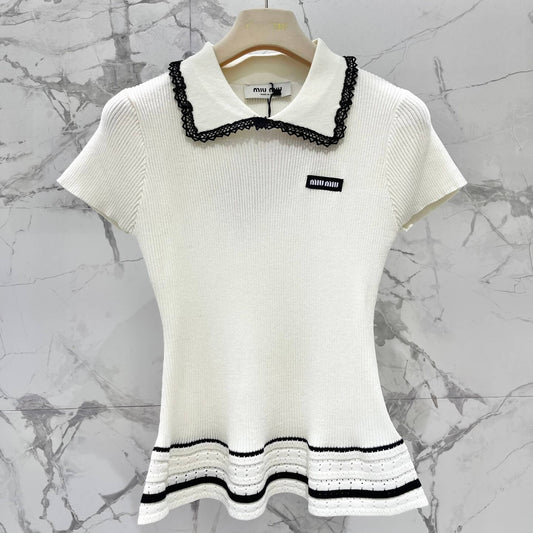 Sweet Color-Block Peter Pan Collar Knit Top