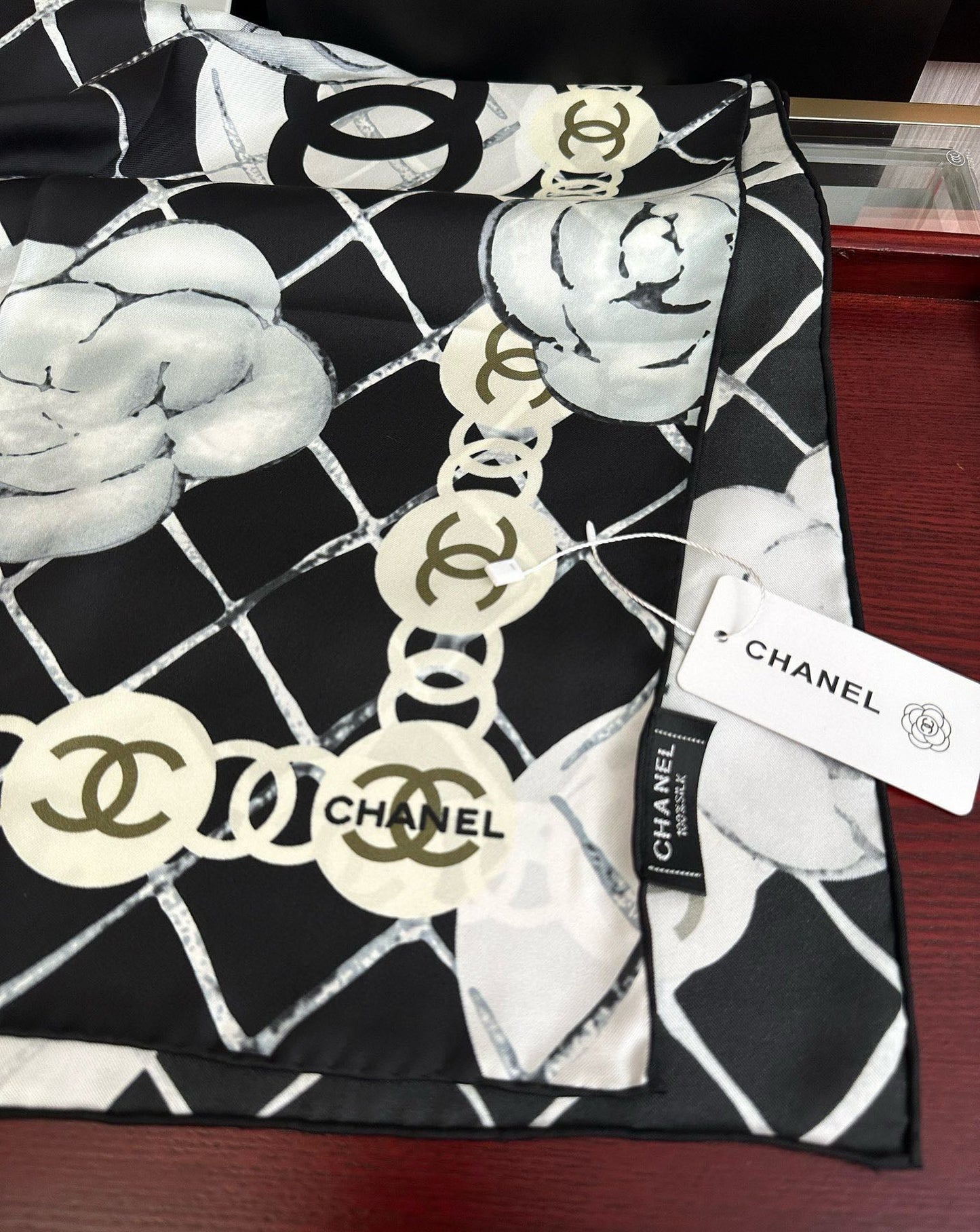 C 25 Camellia Series Tri-color Silk Scarf