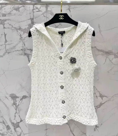 Classic Sailor Collar Camellia Knit Vest