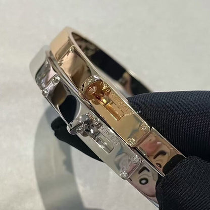 Classic Pavé Lock Charm Open Bangle