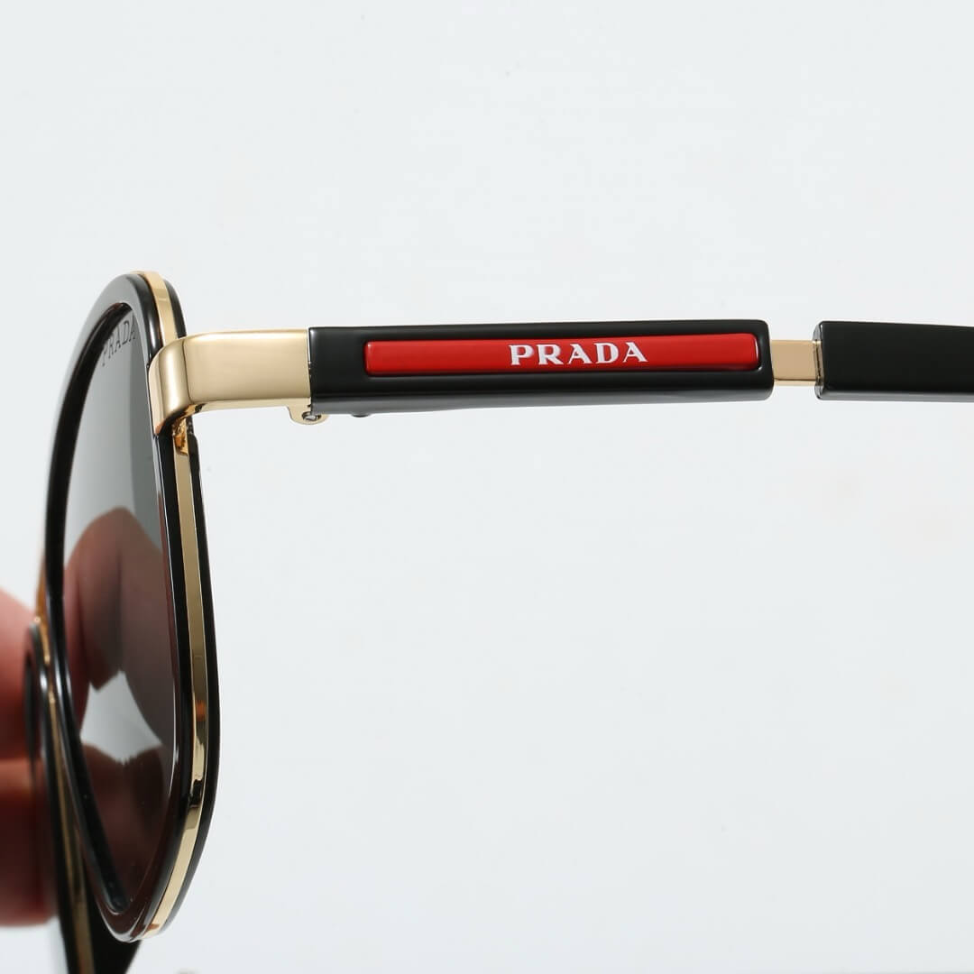 Red Stripe Letter Sunglasses
