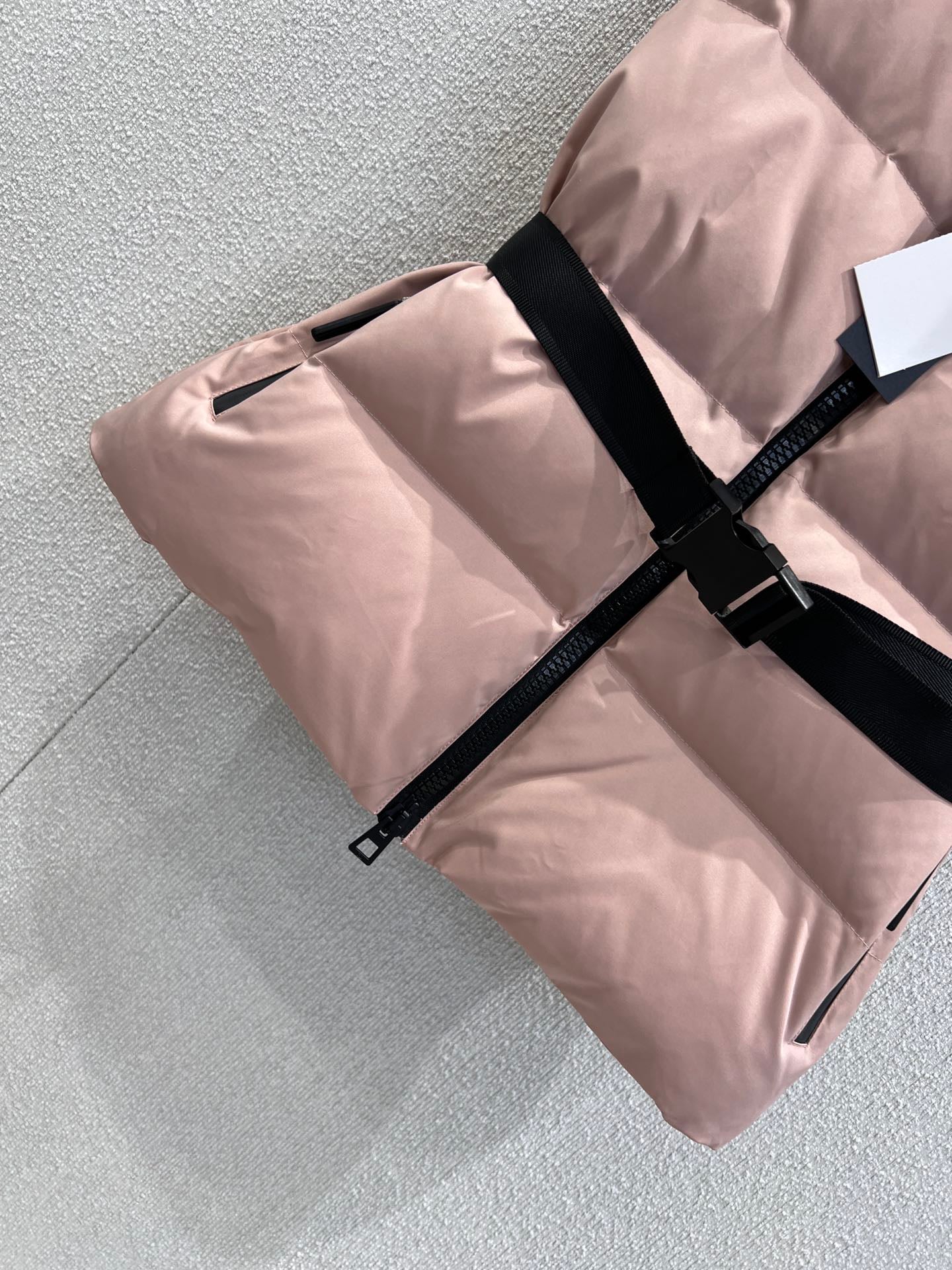 25Fw new Alpine skiing limited edition buckle waistband cotton vest