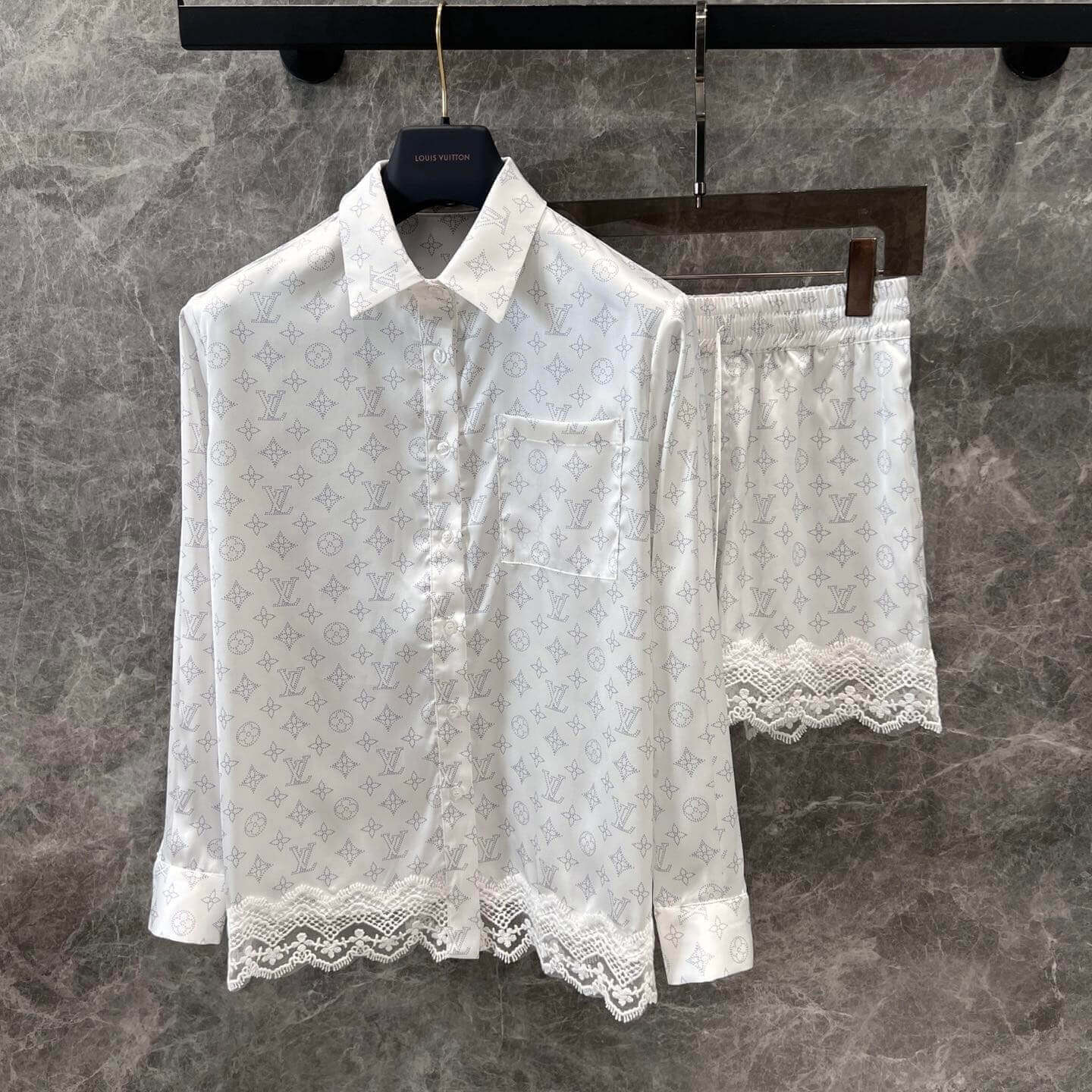 Lace Four-Leaf Clover Element Print Shirt & Shorts Set