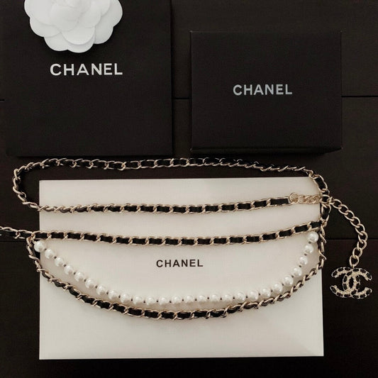 Elegant Pearl Chain Belt
