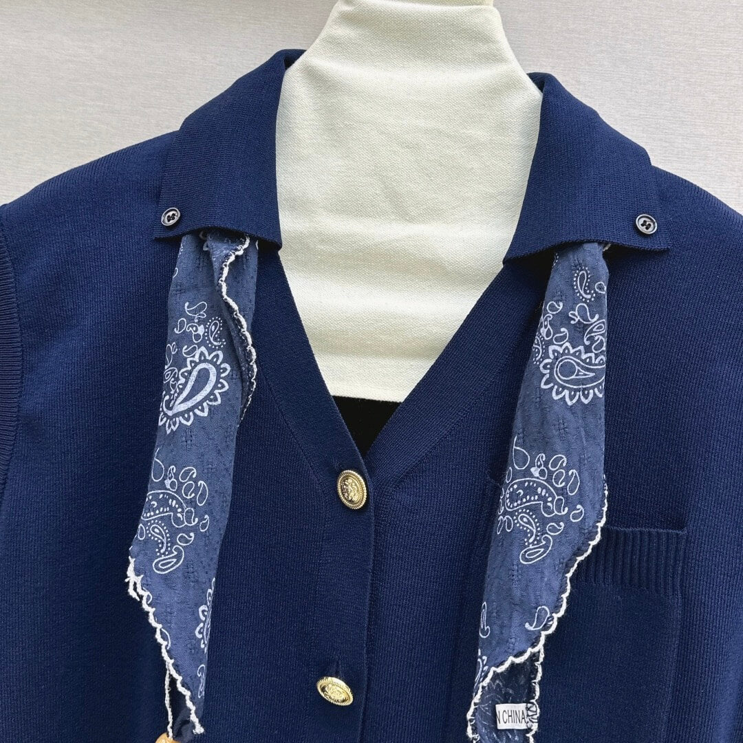 Casual Versatile Sleeveless Vest with Scarf Accent