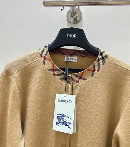 25 wool colorblock round neck knitted cardigan