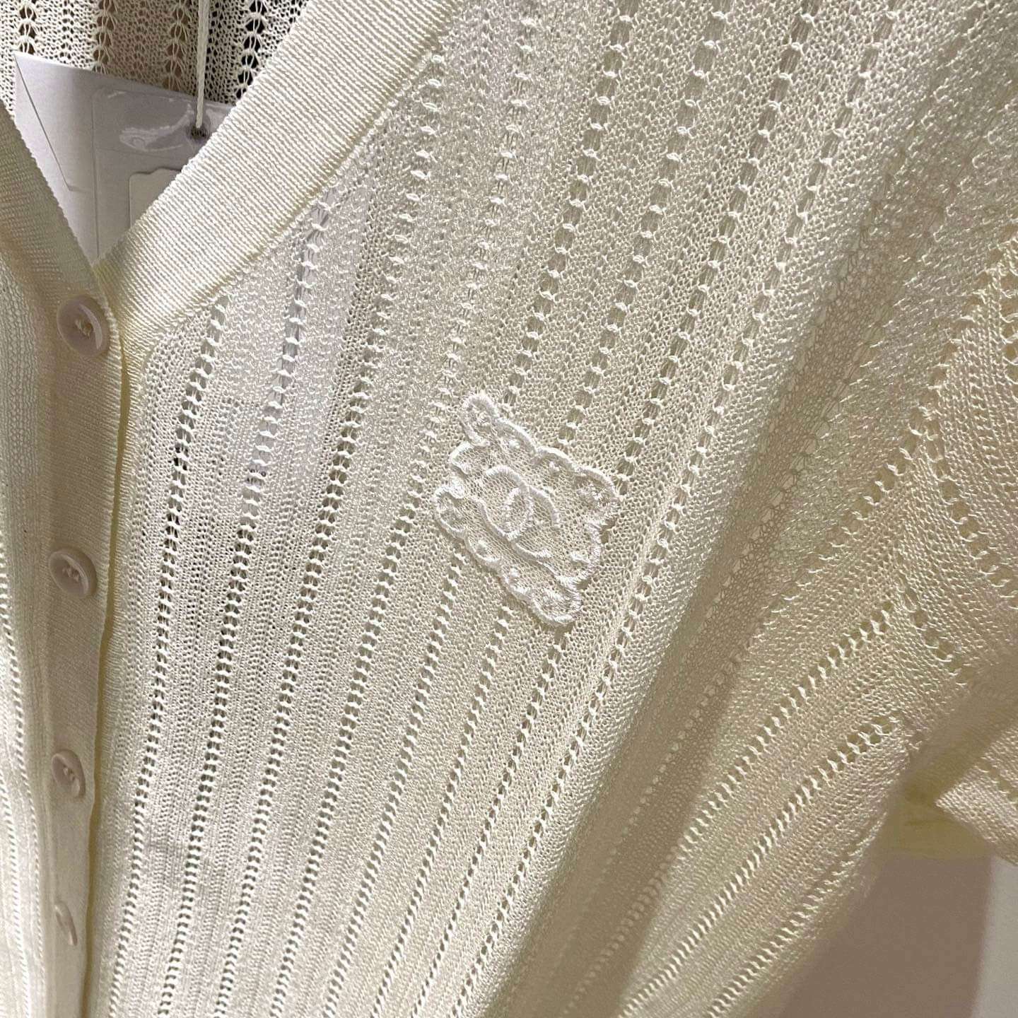 Breathable Fashion Cardigan with Logo Accents