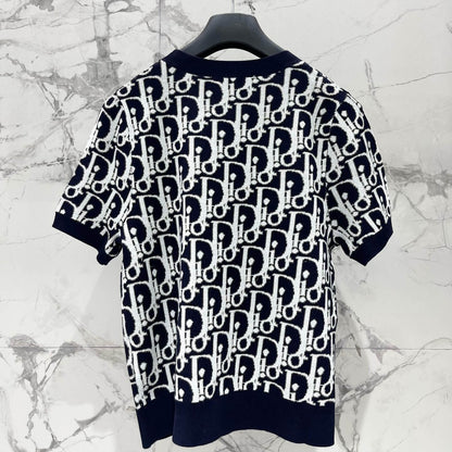 Bias-Color Jacquard Short Sleeve