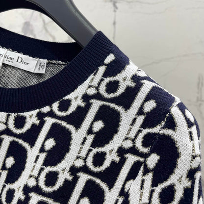 Bias-Color Jacquard Short Sleeve