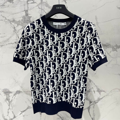 Bias-Color Jacquard Short Sleeve