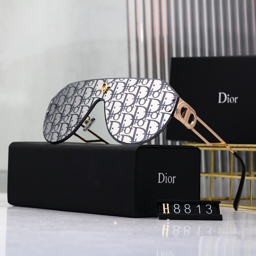 Bold Full-Print Mirror-Lens Sunglasses